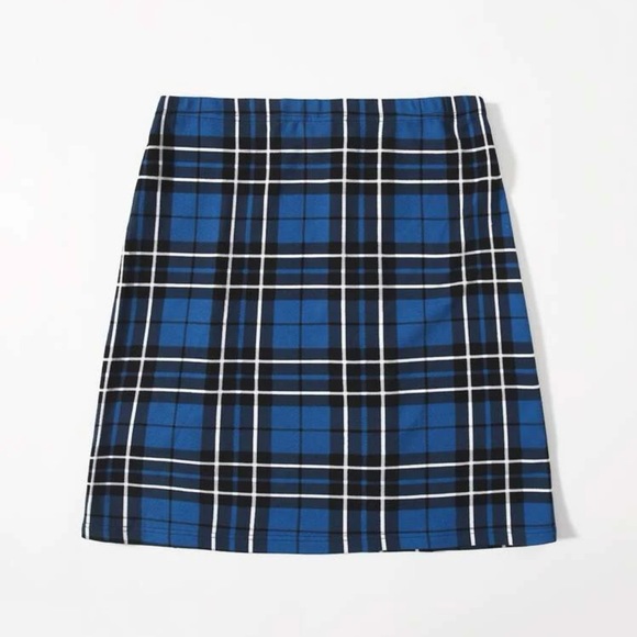 Plaid skirt - Picture 2 of 3